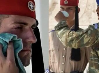 Ακίνητοι οι Εύζωνες μέσα στον καύσωνα – Τους δίνουν νερό και σκουπίζουν τον ιδρώτα τους