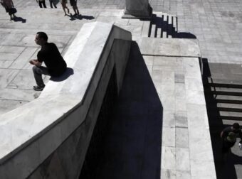 Καύσωνας: Υποχρεωτικό διάλειμμα από την δουλειά για 4 ώρες αύριο Τετάρτη- Ποιους αφορά