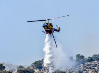 Έκτακτο: Μεγάλη φωτιά τώρα Eπί ποδός η Πυροσβεστική