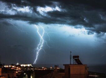 ΣΥΝΑΓΕΡΜΟΣ ΤΩΡΑ ΓΙΑ ΙΣΧΥΡΗ ΚΑΚΟΚΑΙΡΙΑ: ΗΧΗΣΕ ΤΟ 112 – «ΠΡΟΣΕΞΤΕ ΤΙΣ ΕΠΟΜΕΝΕΣ 12 ΩΡΕΣ»