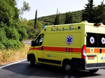 ΤΡΟΧΑΙΟ ΜΕ ΜΕΤΩΠΙΚΗ ΣΥΓΚΡΟΥΣΗ ΣΤΗΝ ΕΛΛΑΔΑ – ΔΥΣΤΥΧΩΣ ΕΧΟΥΜΕ ΠΕΝΤΕ ΤΡΑΥΜΑΤΙΕΣ, ΣΟΚ ΑΝΑΜΕΣΑ ΤΟΥΣ ΚΑΙ ΤΡΙΑ ΠΑΙΔΙΑ